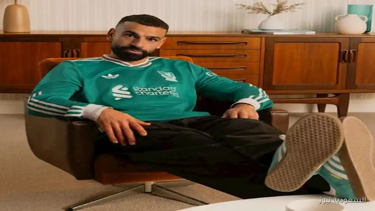 لقاء مميز يجمع محمد صلاح مع مجدي يعقوب في إنجلترا
