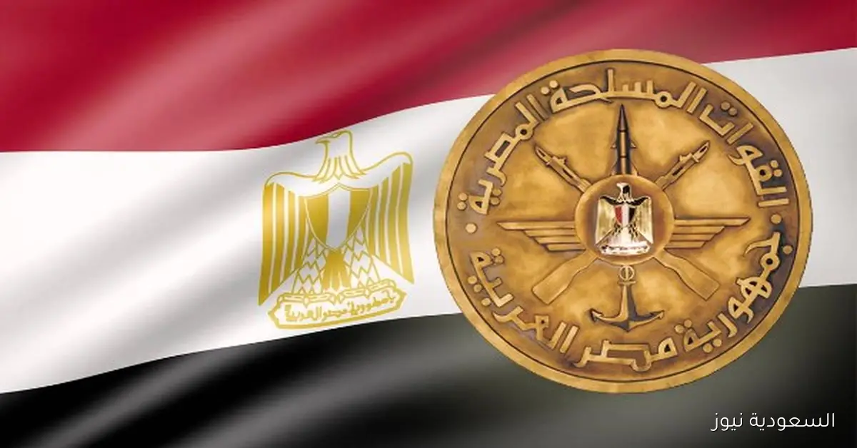 احتفالا بانتصارات أكتوبر، صقر ينيب قادة الجيوش لوضع أكاليل الزهور على قبر الجندي المجهول