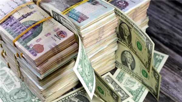 استقرار الدولار أمام الجنيه مع بدء تعاملات الاثنين 27 أكتوبر 2025