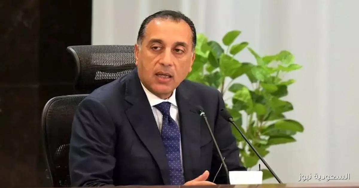 رئيس الوزراء يناقش جهود تجهيز الشركات الحكومية وتعزيز نشاط البورصة
