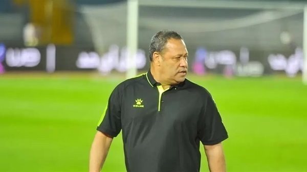 ضياء السيد: كل طفل يعرف أن دفاع الأهلي يعاني من مشاكل كبيرة