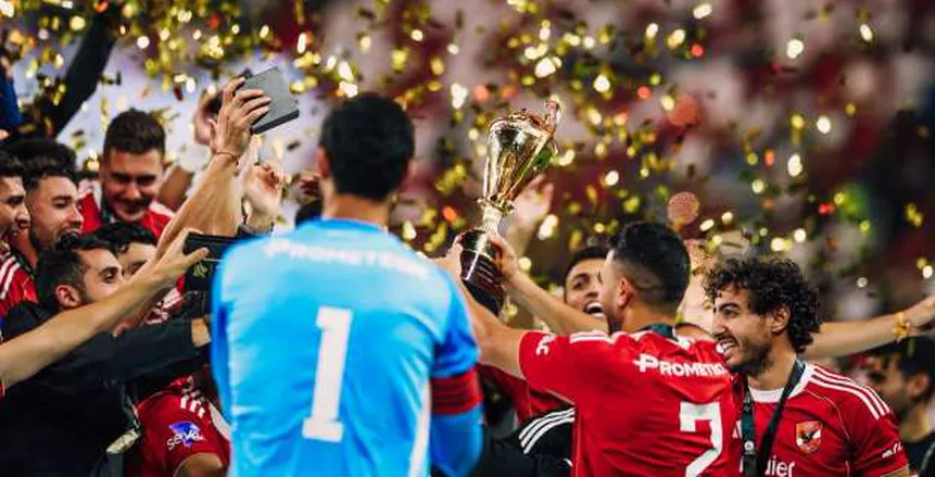 أخبار الأهلي| صفقة مجانية وهدايا من الزمالك وبيراميدز وتحذير يربك توروب