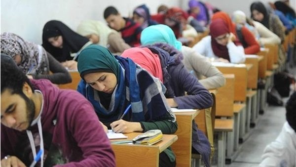 المواعيد المحددة لامتحانات نصف السنة 2025-2026 لكافة المراحل الدراسية