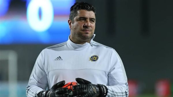 بعد استياء الجماهير.. مدرب الزمالك يزيل صور تدريباته مع نادي مكابي تل أبيب