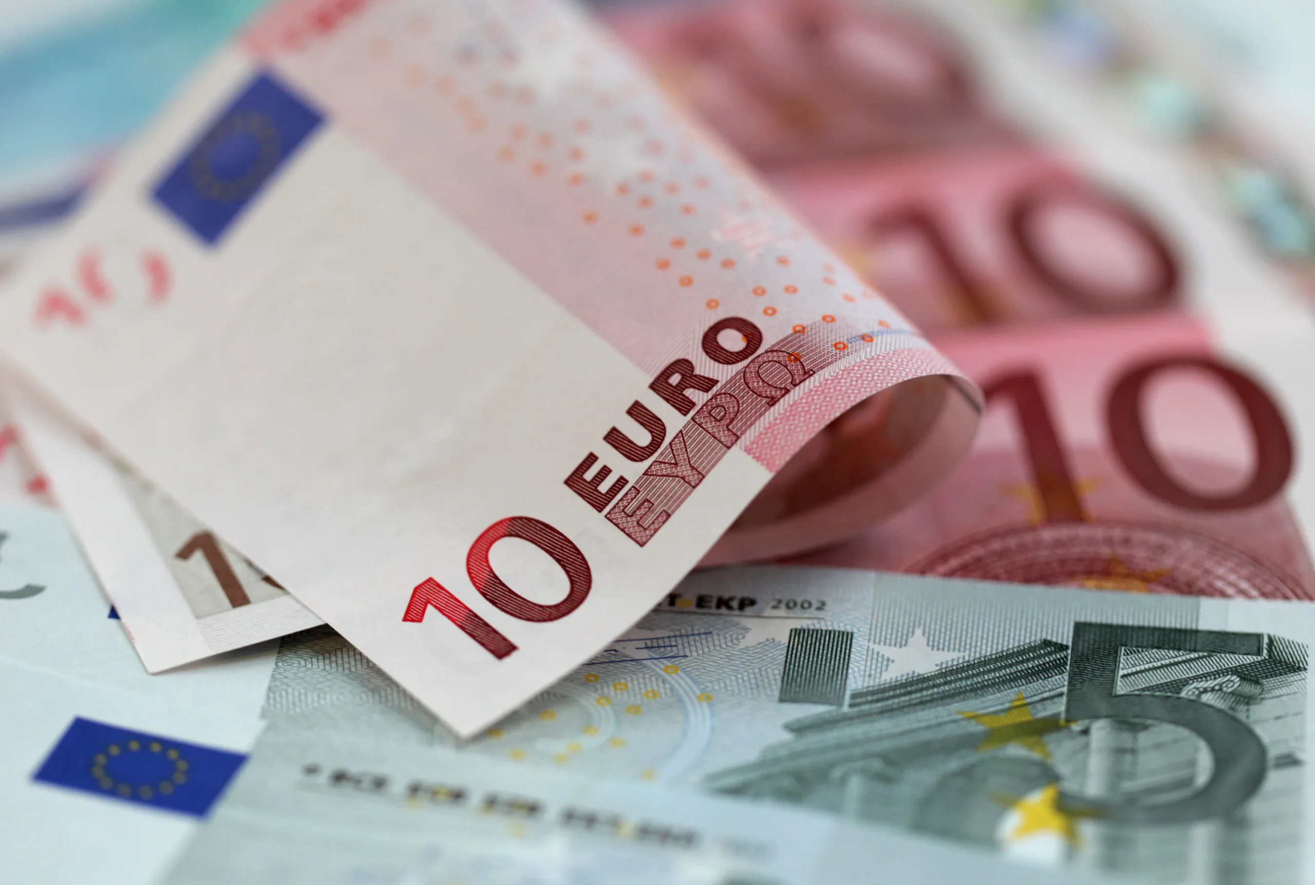 سعر اليورو مقابل الجنيه المصري اليوم الجمعة 21 نوفمبر 2025 وآخر التحديثات
