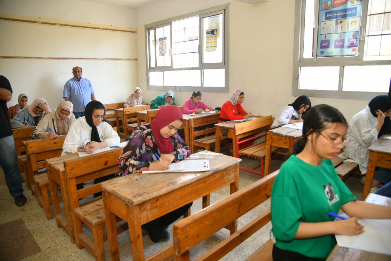 كيفية التسجيل في استمارة الصف الثالث الإعدادي