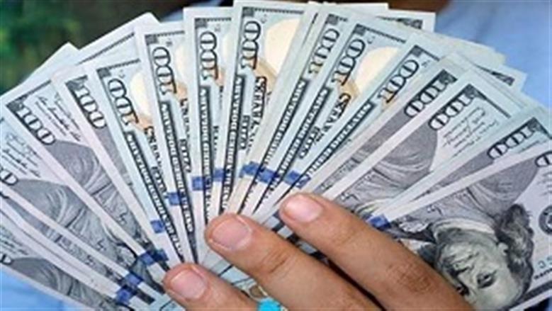 سعر الدولار مقابل الجنيه المصري اليوم الاثنين 1-12-2025 في البنوك