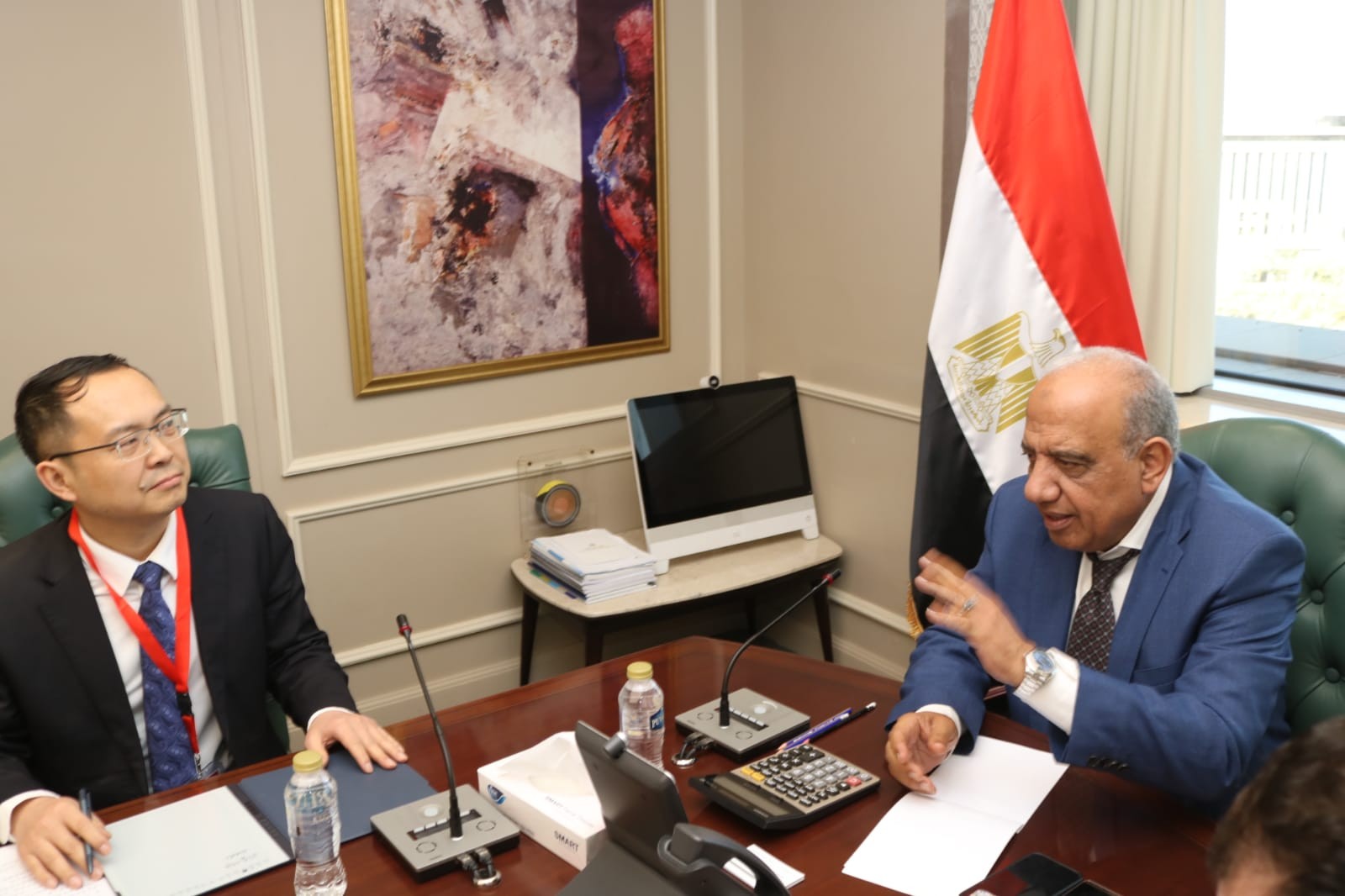 مصر تتفاوض مع شركة “XD” الصينية لإنشاء مصانع جديدة وخطوط إنتاج وتوطين صناعة المعدات الكهربائية