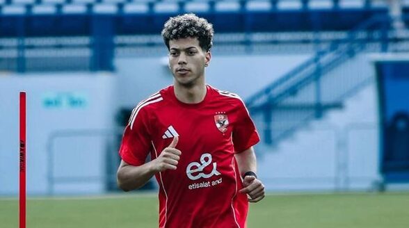 الأهلي يوافق على مضاعفة راتب إمام عاشور بعد تمرده