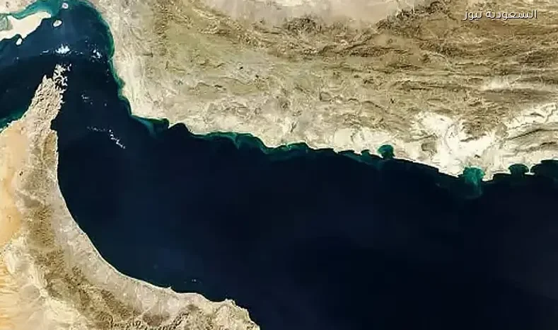 إيقاف مرور ناقلات النفط بمضيق هرمز إثر غارات الاحتلال على لبنان