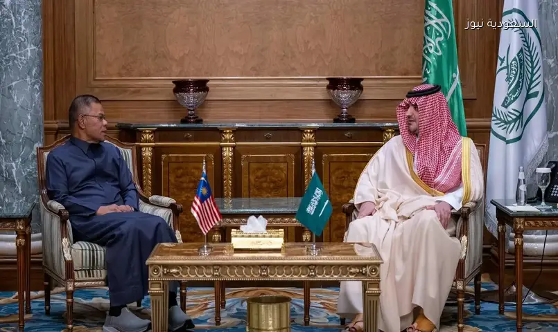 وزير الداخلية السعودي ونظيره الماليزي يبحثان تعزيز التعاون الأمني في مكة المكرمة
